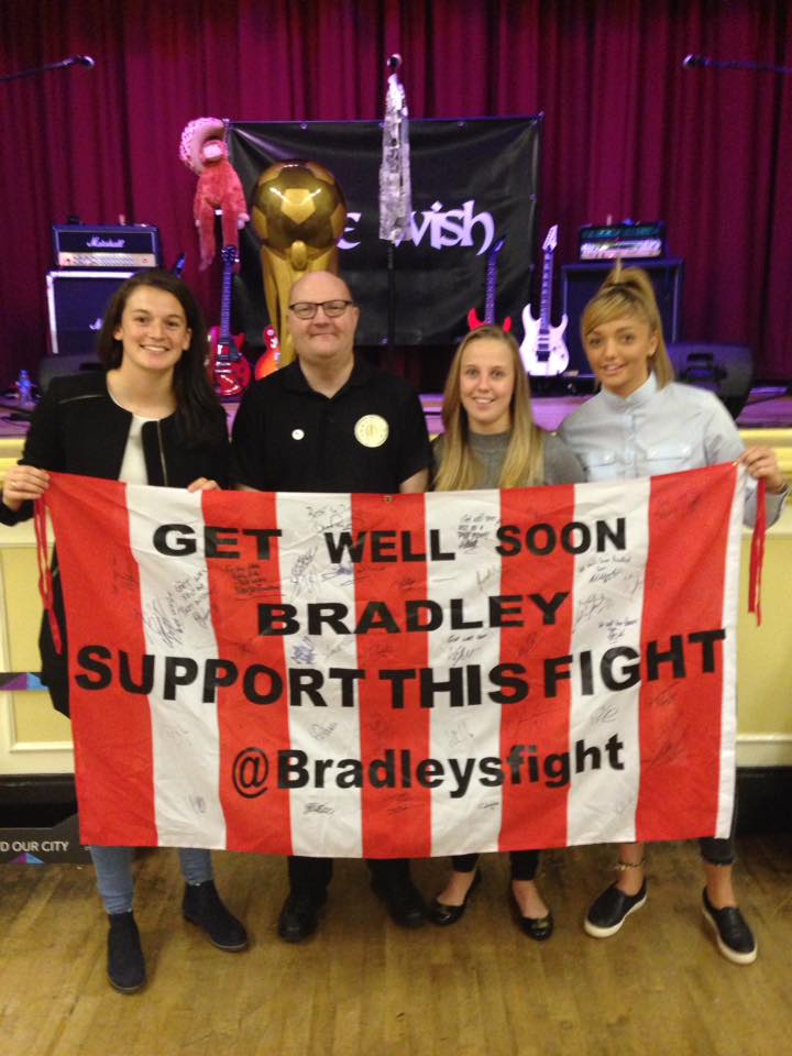 Fans Museum Supporting Bradley