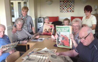 Fans Museum Visits residents of High Grindon House