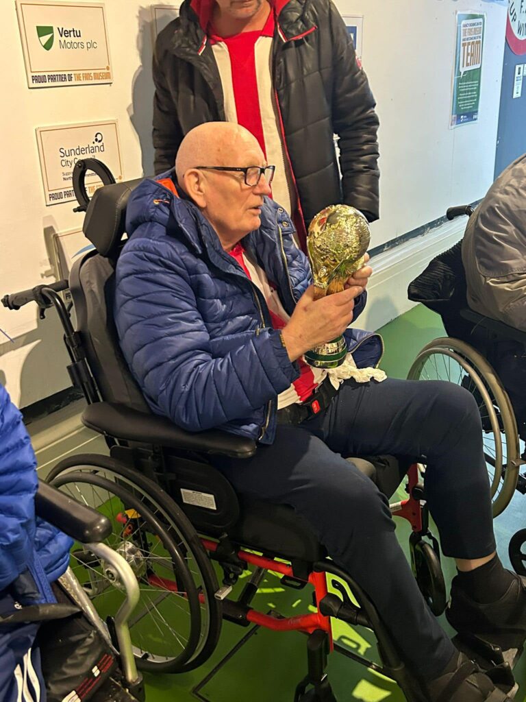 Falstone Manor Care Scheme visits the Fans Museum!