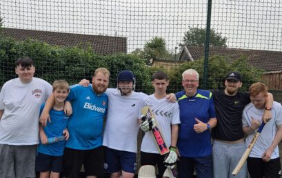 Fans Hub Does Cricket!