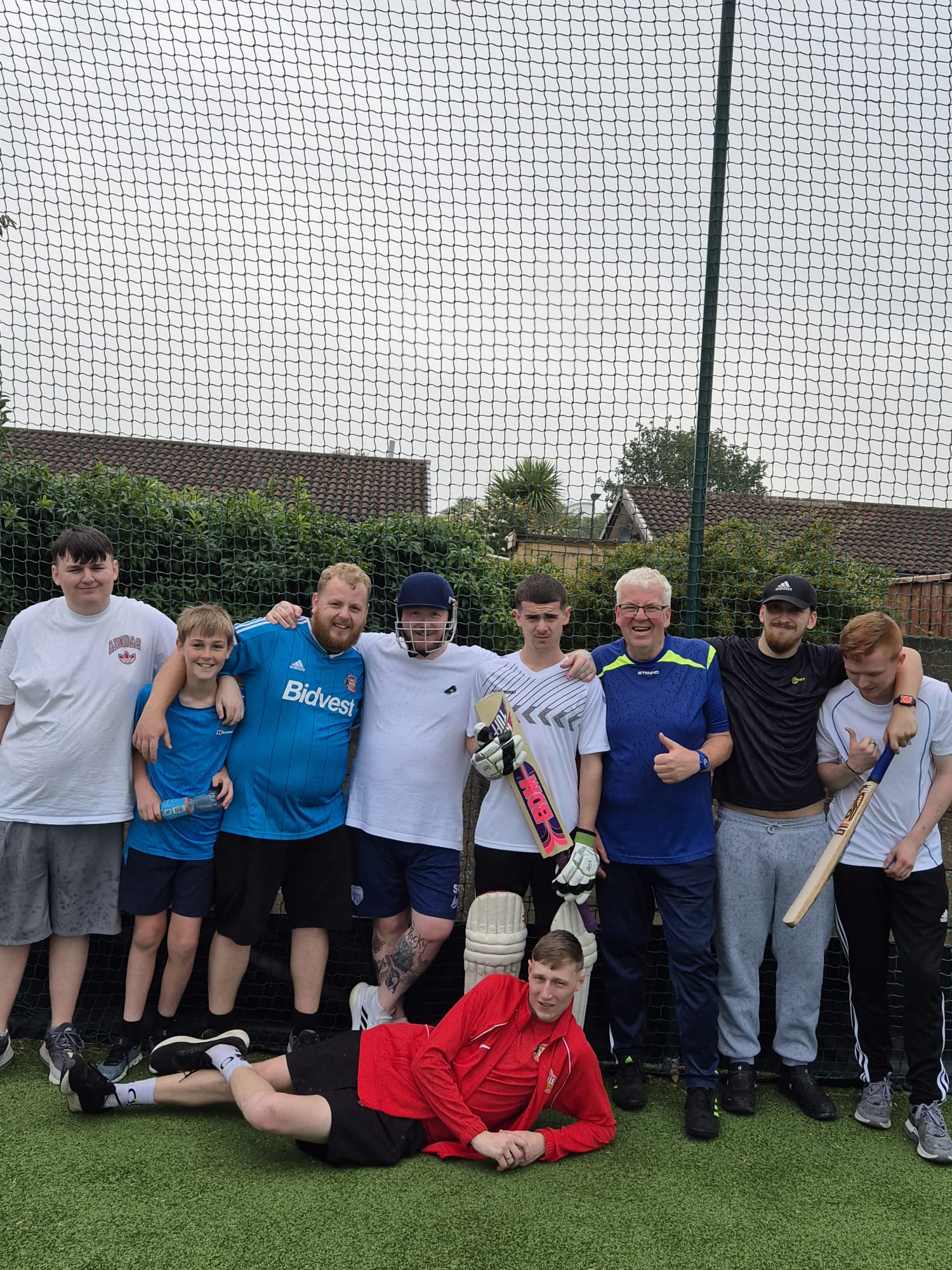 Fans Hub Does Cricket!